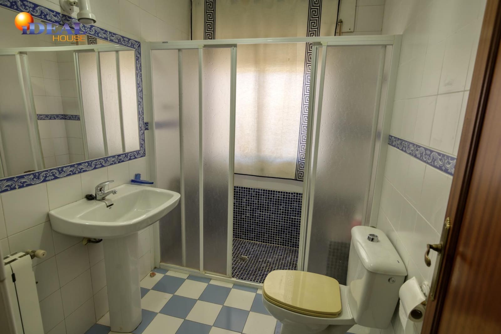 9 slaapkamer Huis te koop in Jerez del Marquesado met garage - € 199.000 (Ref: 9433995)