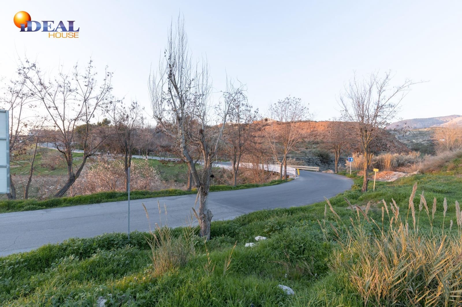 Byggegrund til salg i Jun - € 39.999 (Ref: 9433998)