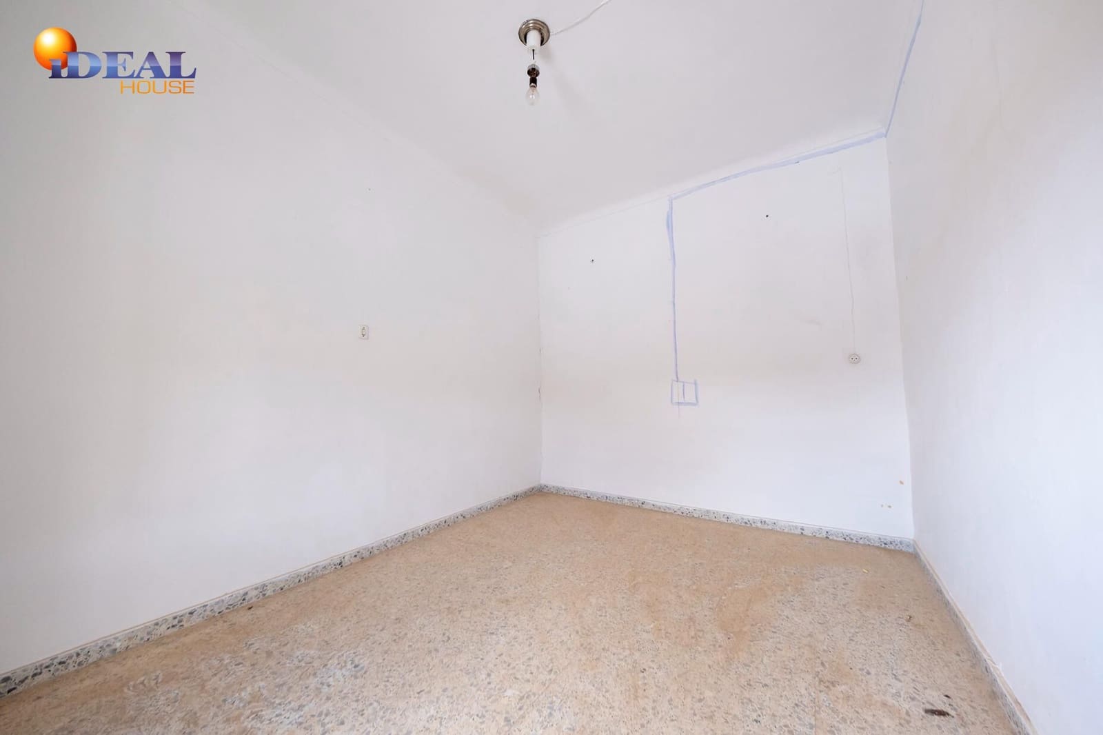 3 sovrum Hus till salu i Illora - 25 000 € (Ref: 9434000)