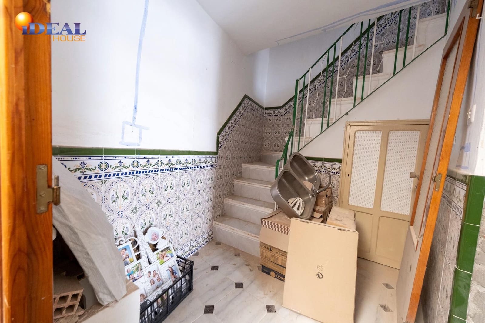 3 sovrum Hus till salu i Illora - 25 000 € (Ref: 9434000)