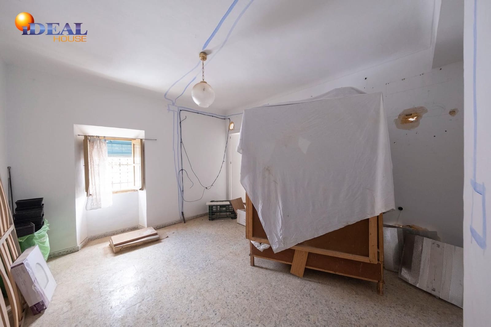 3 sovrum Hus till salu i Illora - 25 000 € (Ref: 9434000)