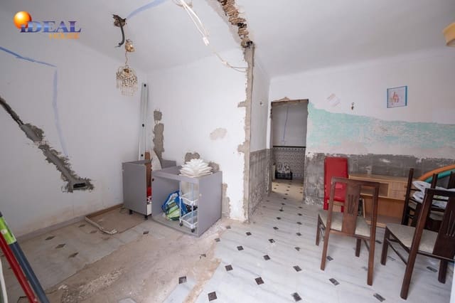 3 sovrum Hus till salu i Illora - 25 000 € (Ref: 9434000)