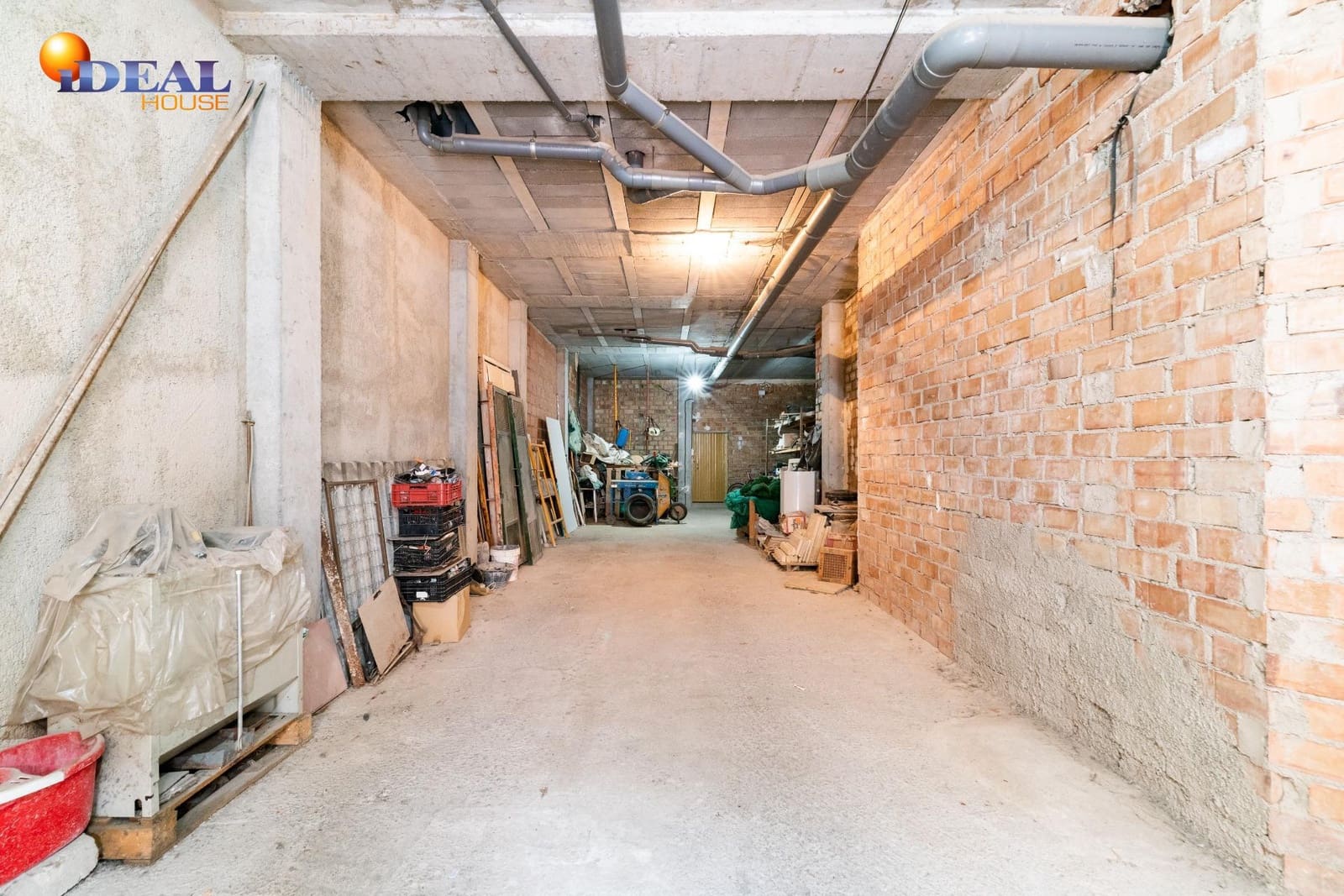 Commercial for sale in Peligros - € 120,000 (Ref: 9434001)