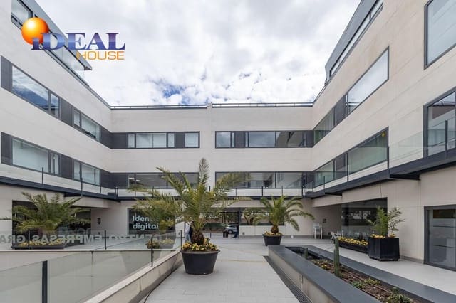 Oficina en Atarfe en venta - 250.000 € (Ref: 9434003)