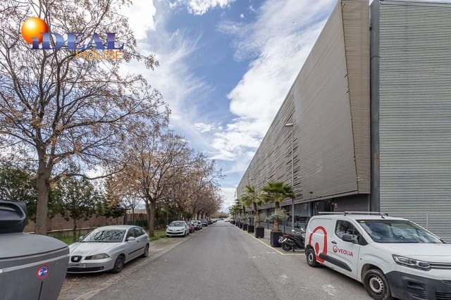Oficina en Atarfe en venta - 250.000 € (Ref: 9434003)