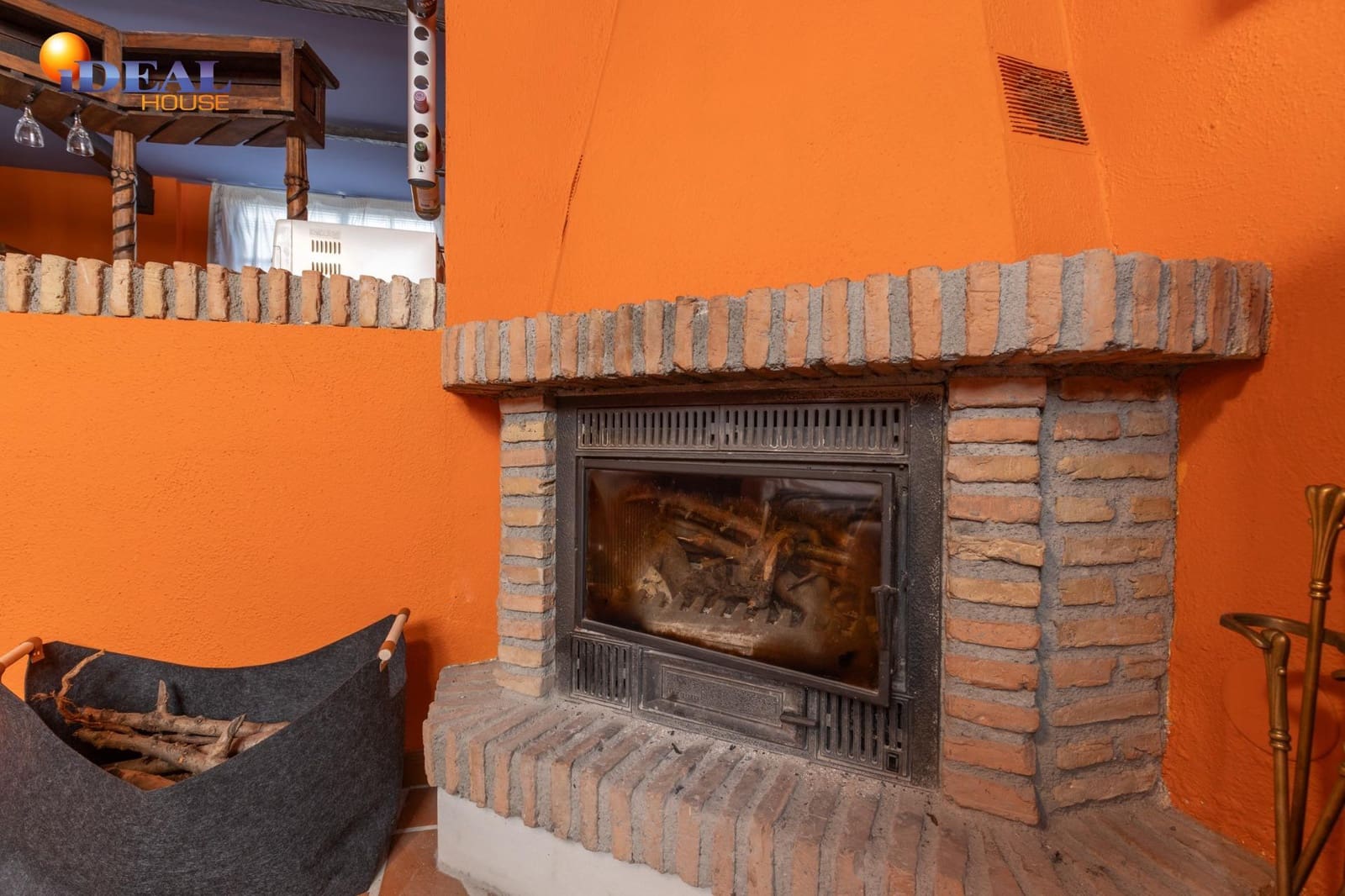 4 bedroom Villa for sale in La Zubia with pool garage - € 565,000 (Ref: 9434004)