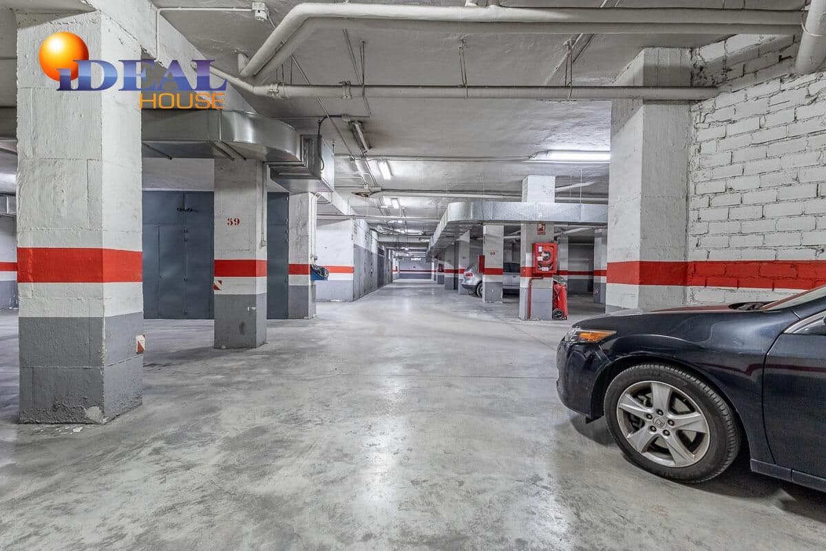 Garaje en Granada ciudad en venta - 30.000 € (Ref: 9434005)