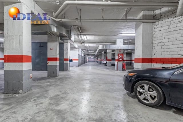 Garaje en Granada ciudad en venta - 30.000 € (Ref: 9434005)