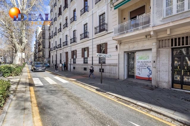 Local Comercial en Centro, Granada ciudad en venta - 159.000 € (Ref: 9434006)