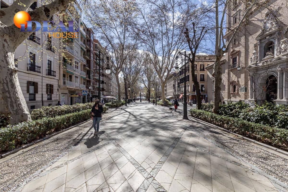 Local Comercial en Granada ciudad en venta - 159.000 € (Ref: 9434006)