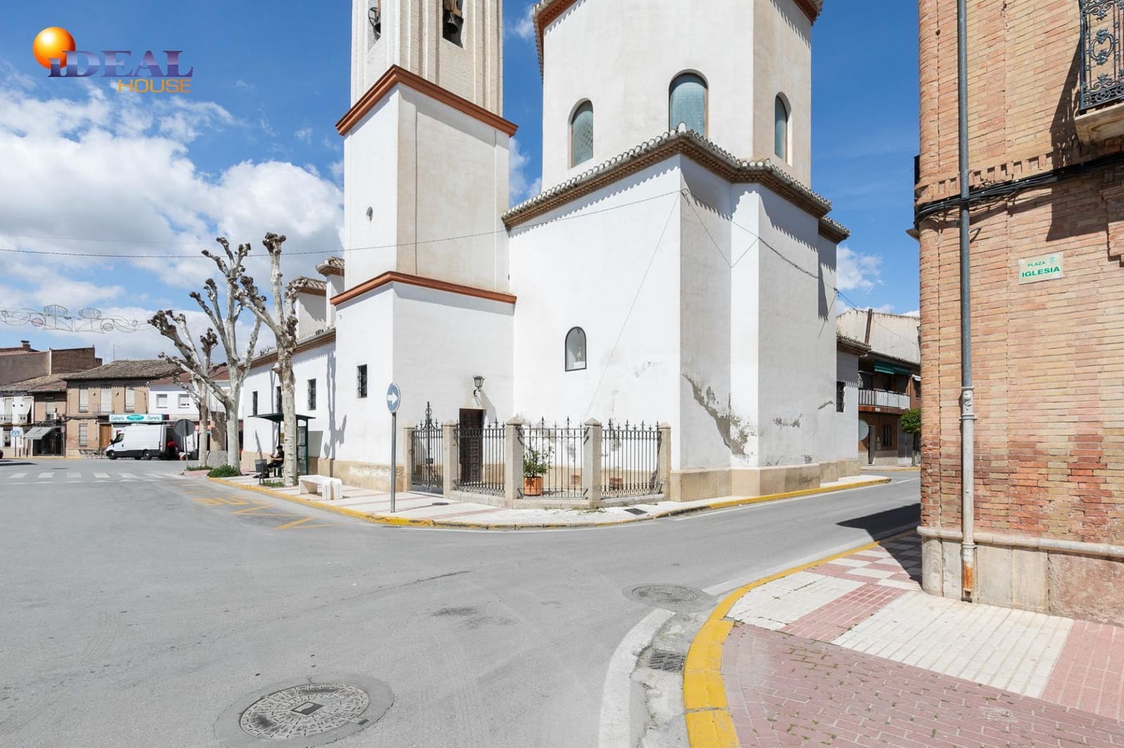 7 bedroom Townhouse for sale in Chauchina with garage - € 180,000 (Ref: 9434007)