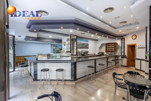 Business for sale in Centro - Sagrario, Granada city - € 270,000 (Ref: 9434008)