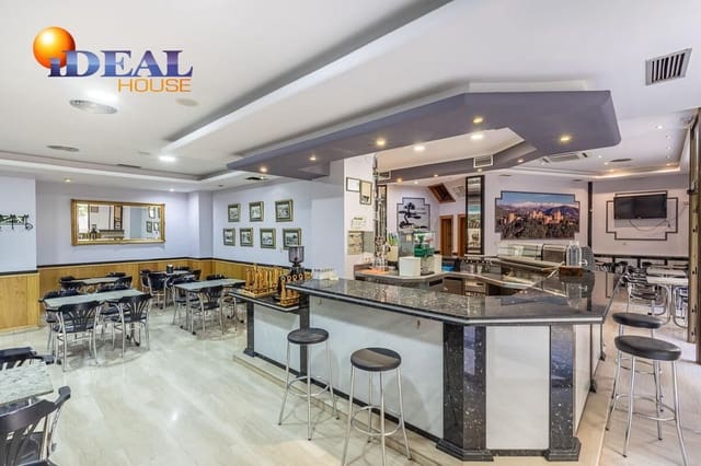 Business for sale in Centro - Sagrario, Granada city - € 270,000 (Ref: 9434008)