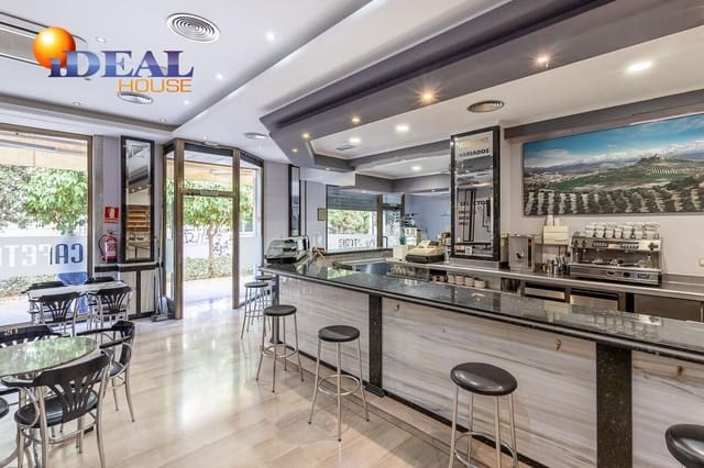 Business for sale in Centro - Sagrario, Granada city - € 270,000 (Ref: 9434008)