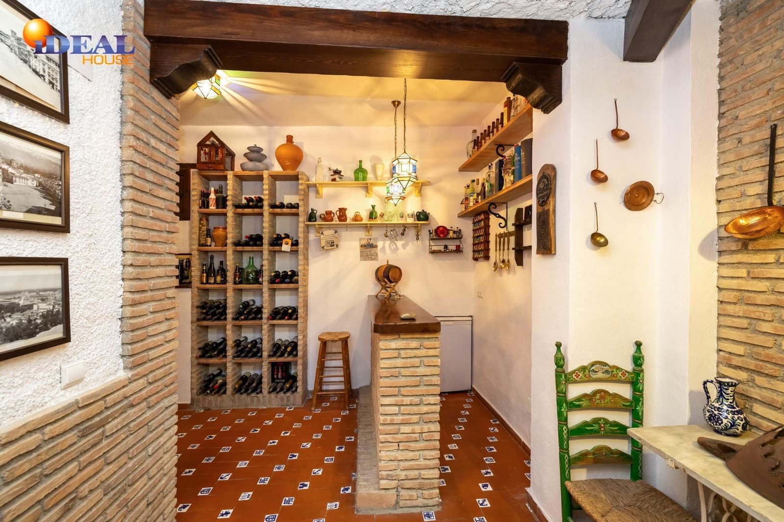 5 makuuhuone Omakotitalo myytävänä paikassa Granada kaupunki mukana 
autotalli - 1 200 000 € (Ref: 9434010)