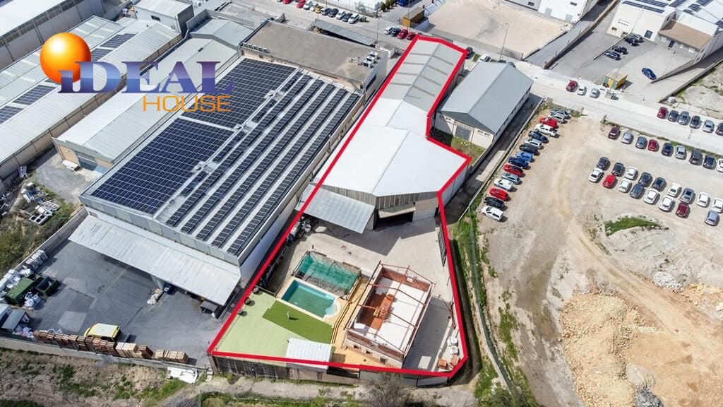 Bedrift til salgs i Alcala la Real med garasje - € 1 449 900 (Ref: 9434011)