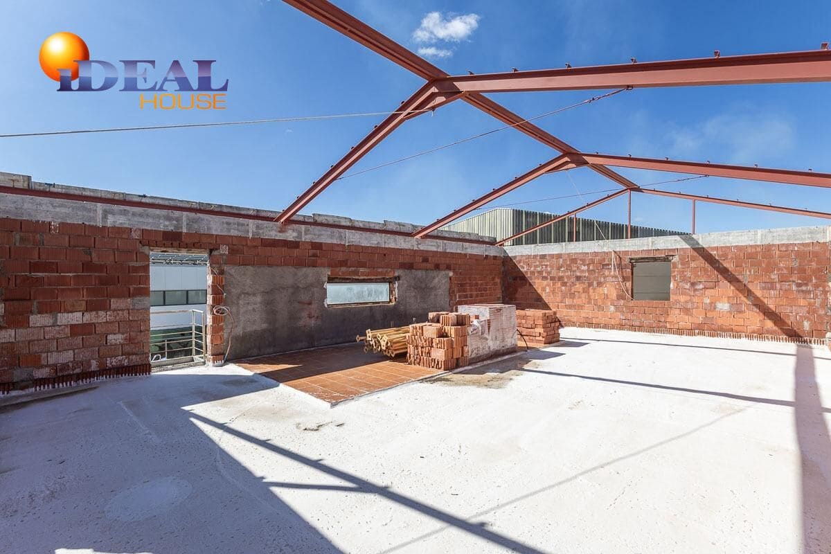 Bedrift til salgs i Alcala la Real med garasje - € 1 449 900 (Ref: 9434011)