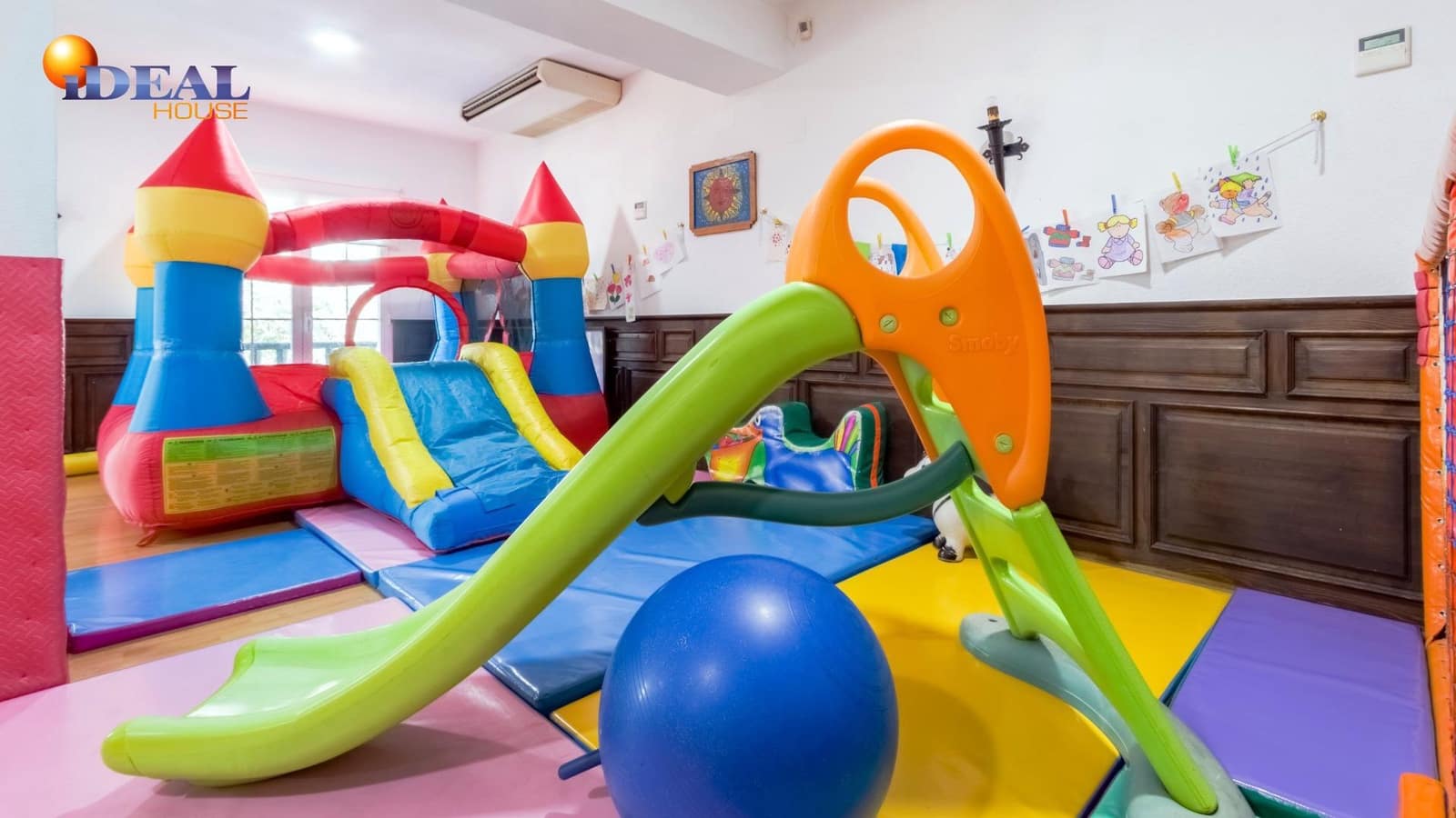 Restaurant/Bar for sale in Huetor Vega - € 1,100,000 (Ref: 9434012)