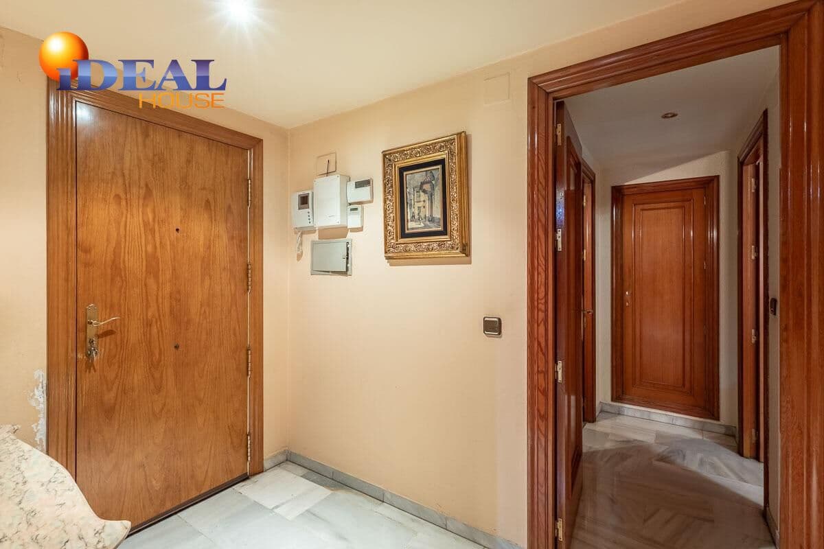 Piso de 3 habitaciones en Granada ciudad en venta con piscina - 1.360.000 € (Ref: 9434013)