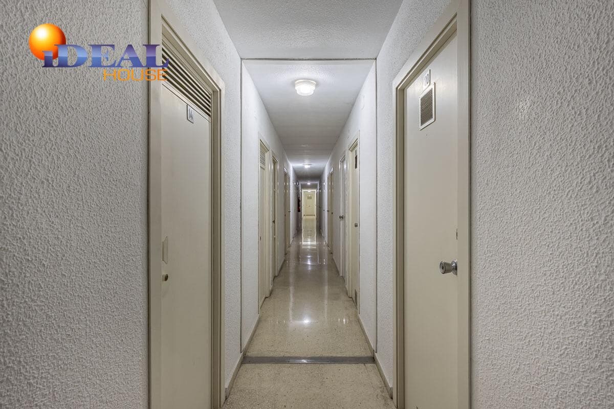 Piso de 3 habitaciones en Granada ciudad en venta con piscina - 1.360.000 € (Ref: 9434013)