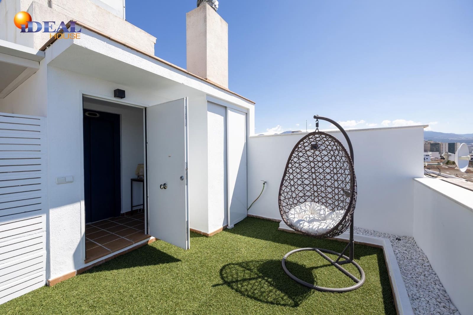 3 slaapkamer Penthouse te koop in Armilla met zwembad garage - € 800.000 (Ref: 9434016)