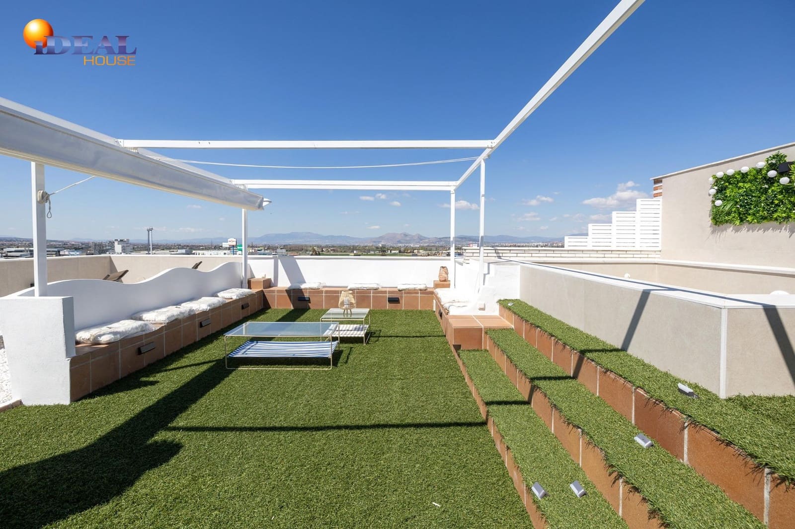 3 slaapkamer Penthouse te koop in Armilla met zwembad garage - € 800.000 (Ref: 9434016)