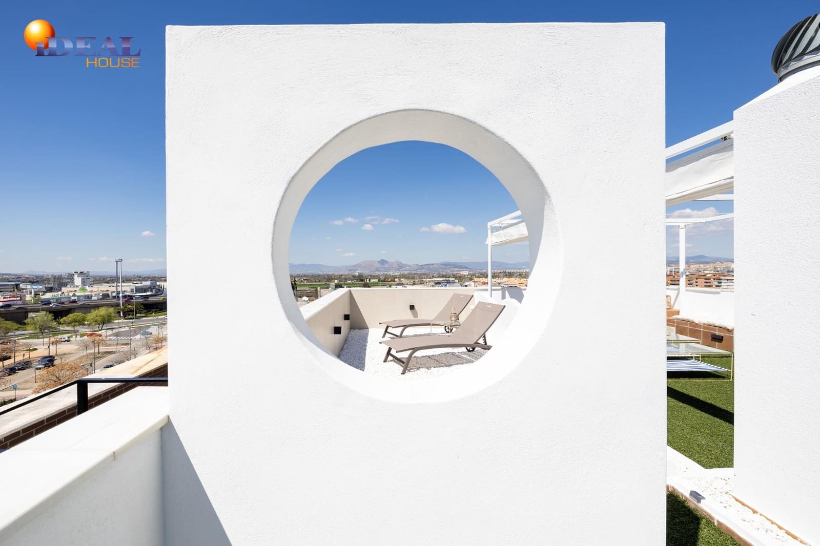 3 slaapkamer Penthouse te koop in Armilla met zwembad garage - € 800.000 (Ref: 9434016)