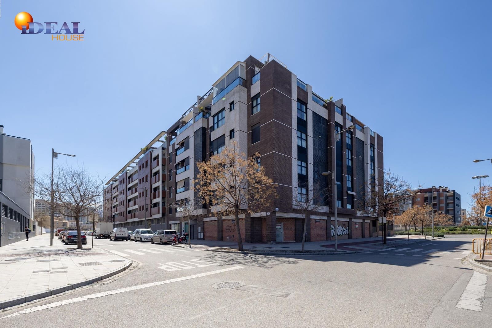 3 slaapkamer Penthouse te koop in Armilla met zwembad garage - € 800.000 (Ref: 9434016)