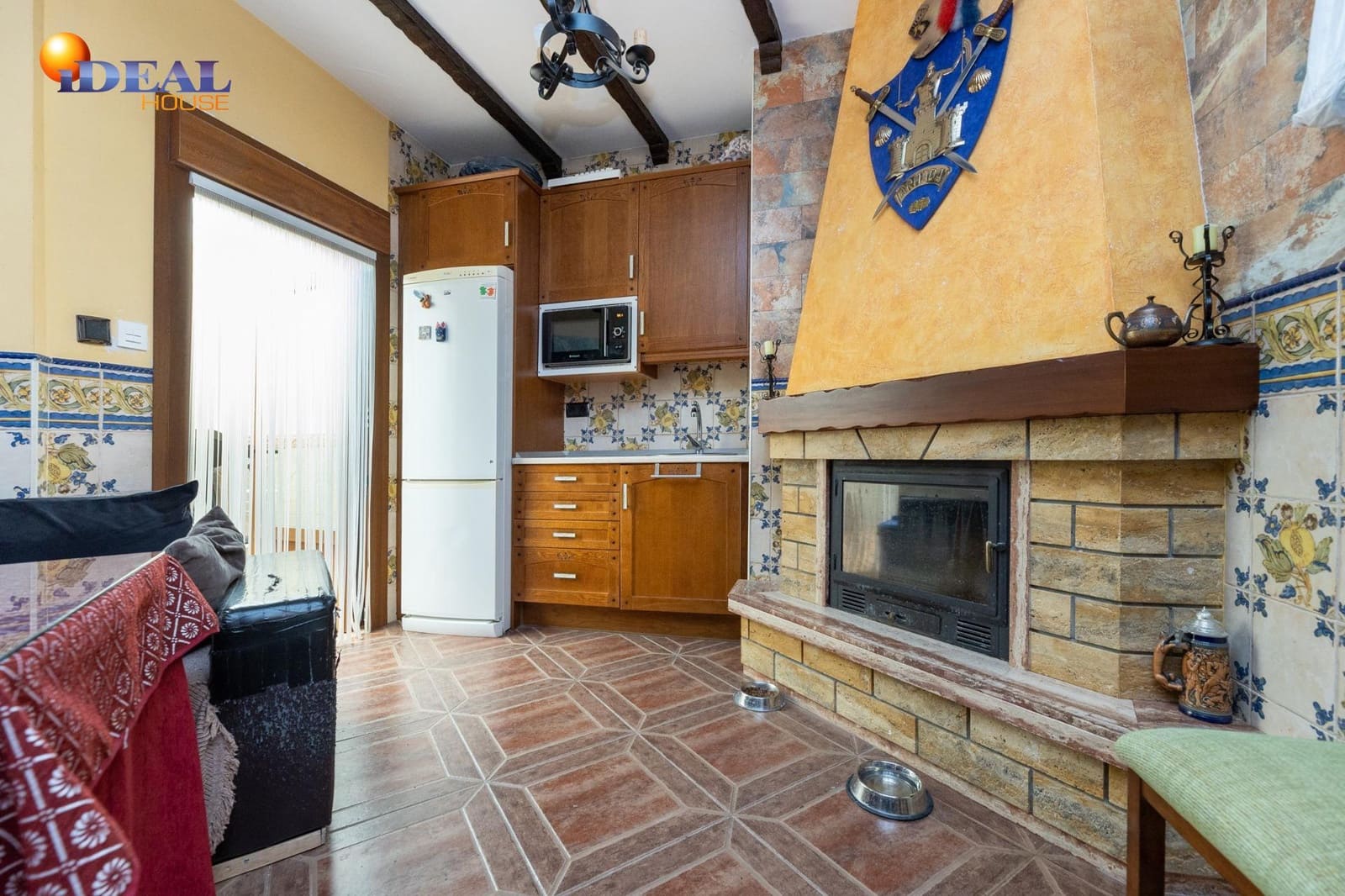 4 makuuhuone Rivitalo myytävänä paikassa Maracena mukana 
autotalli - 280 000 € (Ref: 9434021)