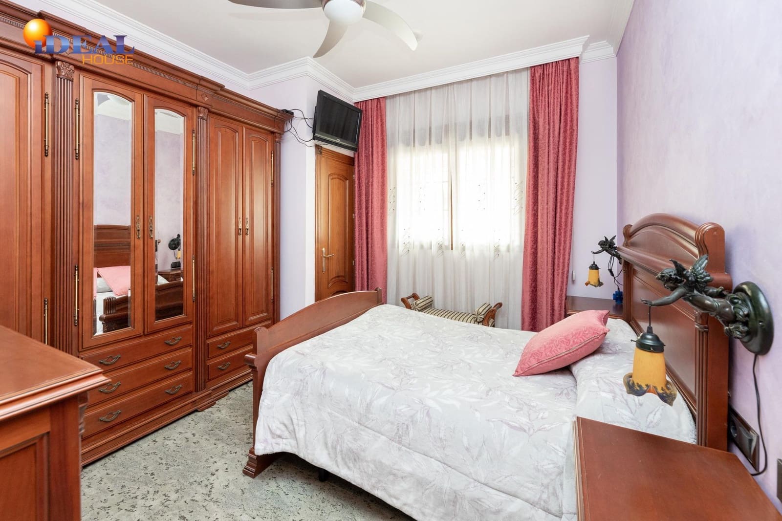 4 makuuhuone Rivitalo myytävänä paikassa Maracena mukana 
autotalli - 280 000 € (Ref: 9434021)