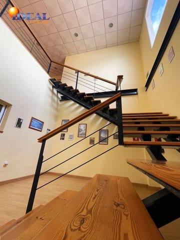 Business for sale in Dúrcal - € 600,000 (Ref: 9434024)