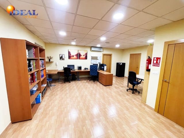 Business for sale in Dúrcal - € 600,000 (Ref: 9434024)