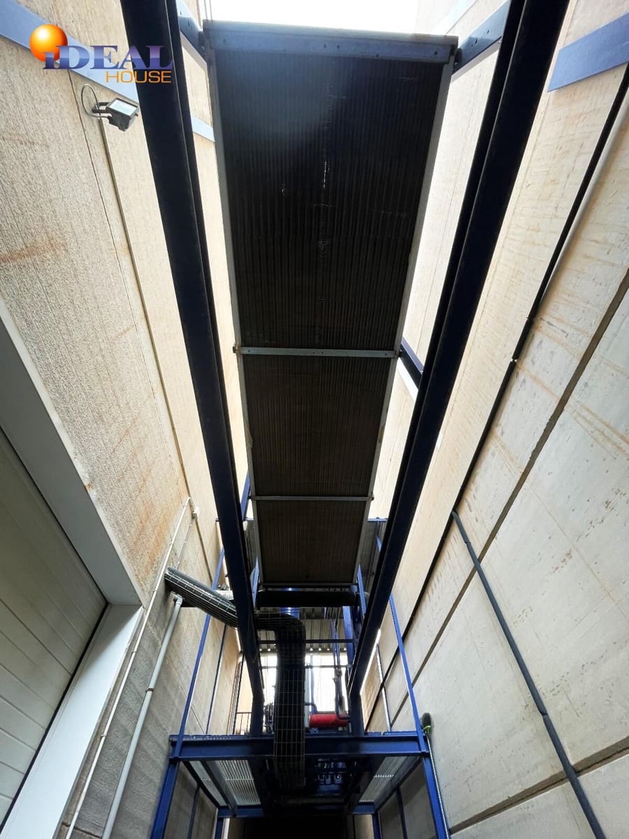 Business for sale in Durcal - € 600,000 (Ref: 9434024)