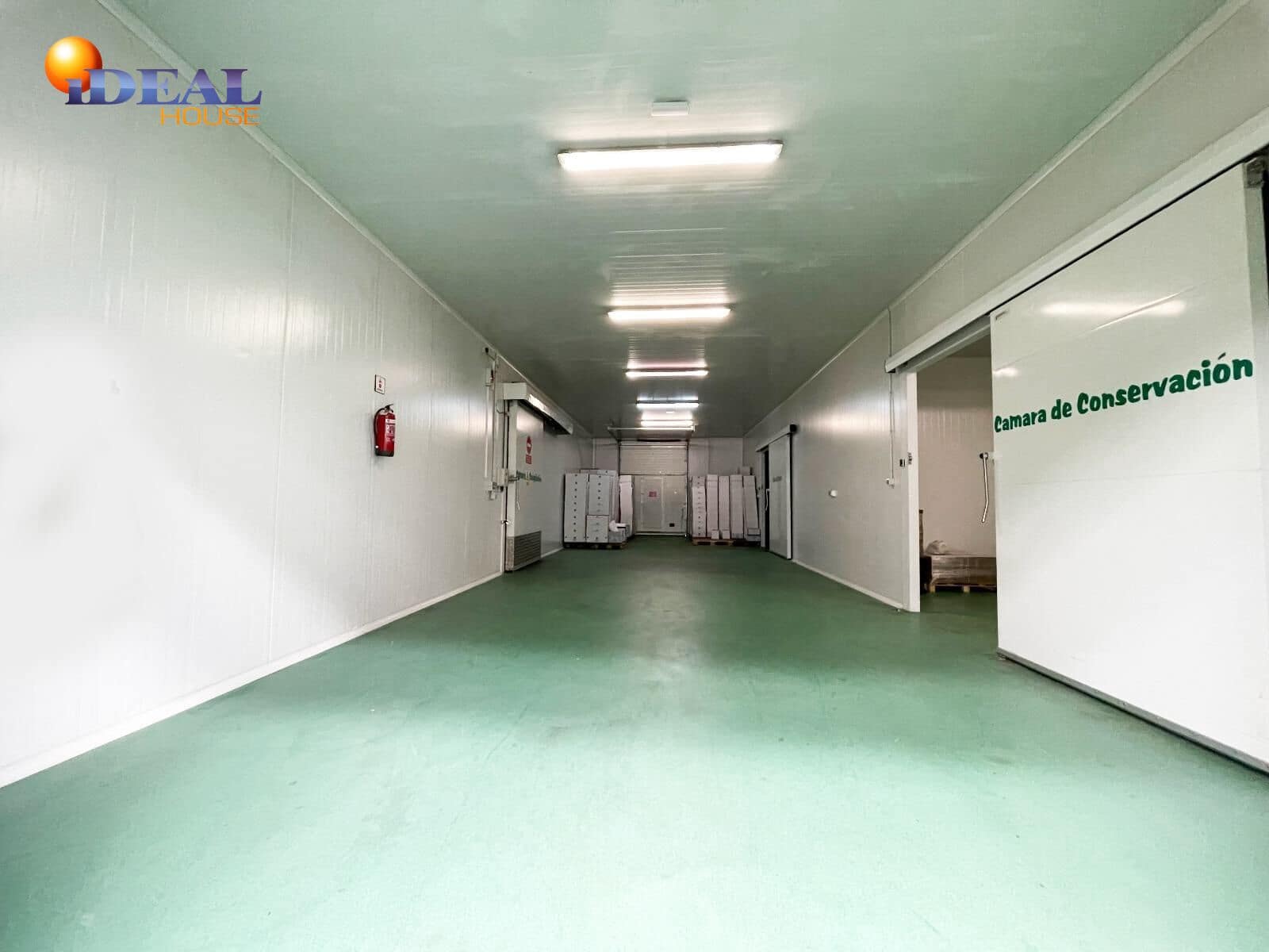 Business for sale in Durcal - € 600,000 (Ref: 9434024)