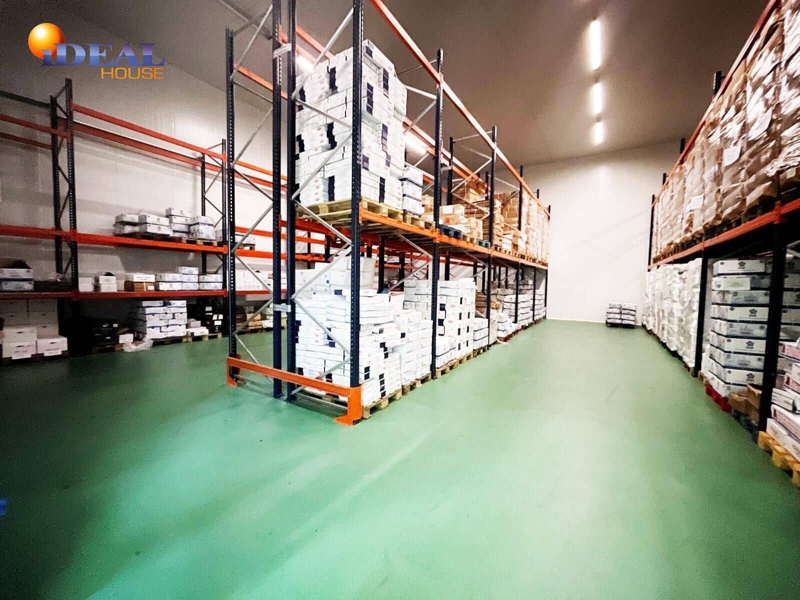 Business for sale in Durcal - € 600,000 (Ref: 9434024)