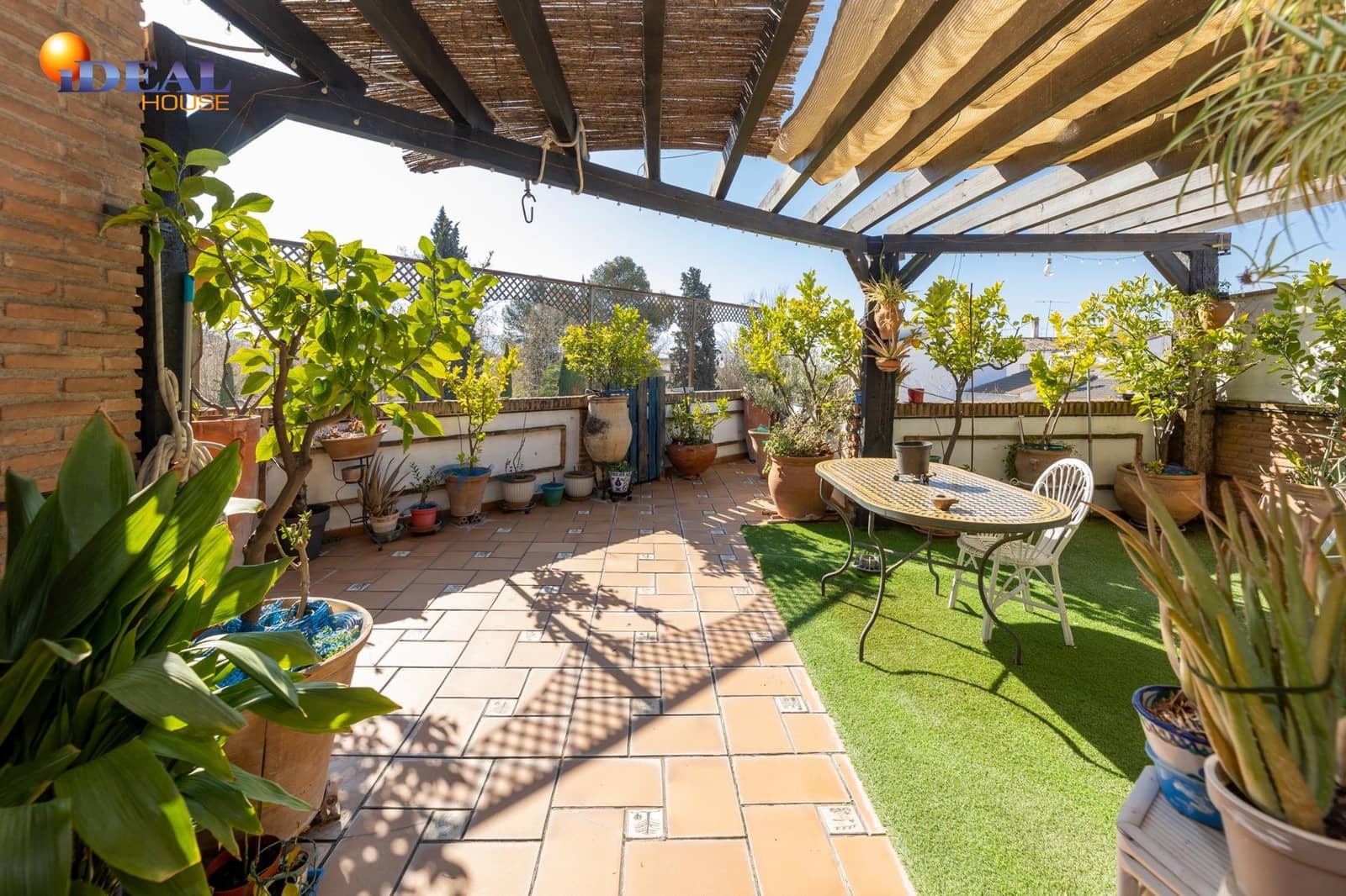 5 sypialnia Dom na sprzedaż w Peligros z garażem - 595 000 € (Ref: 9434025)