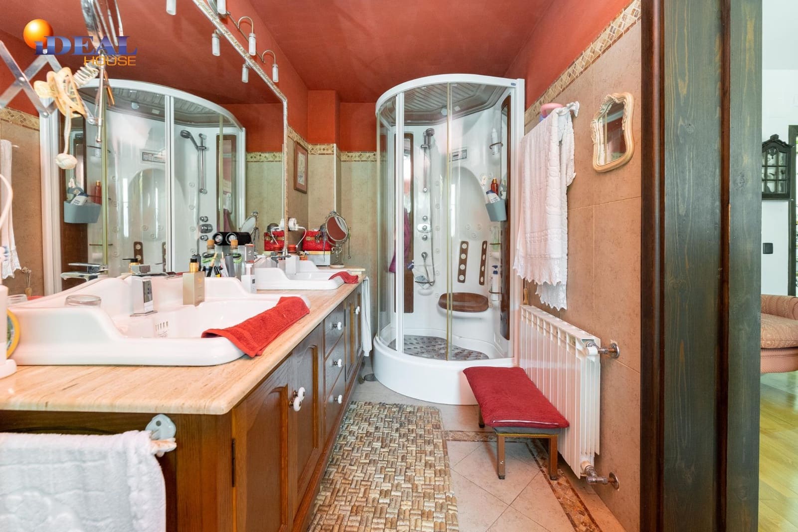 5 sypialnia Dom na sprzedaż w Peligros z garażem - 595 000 € (Ref: 9434025)