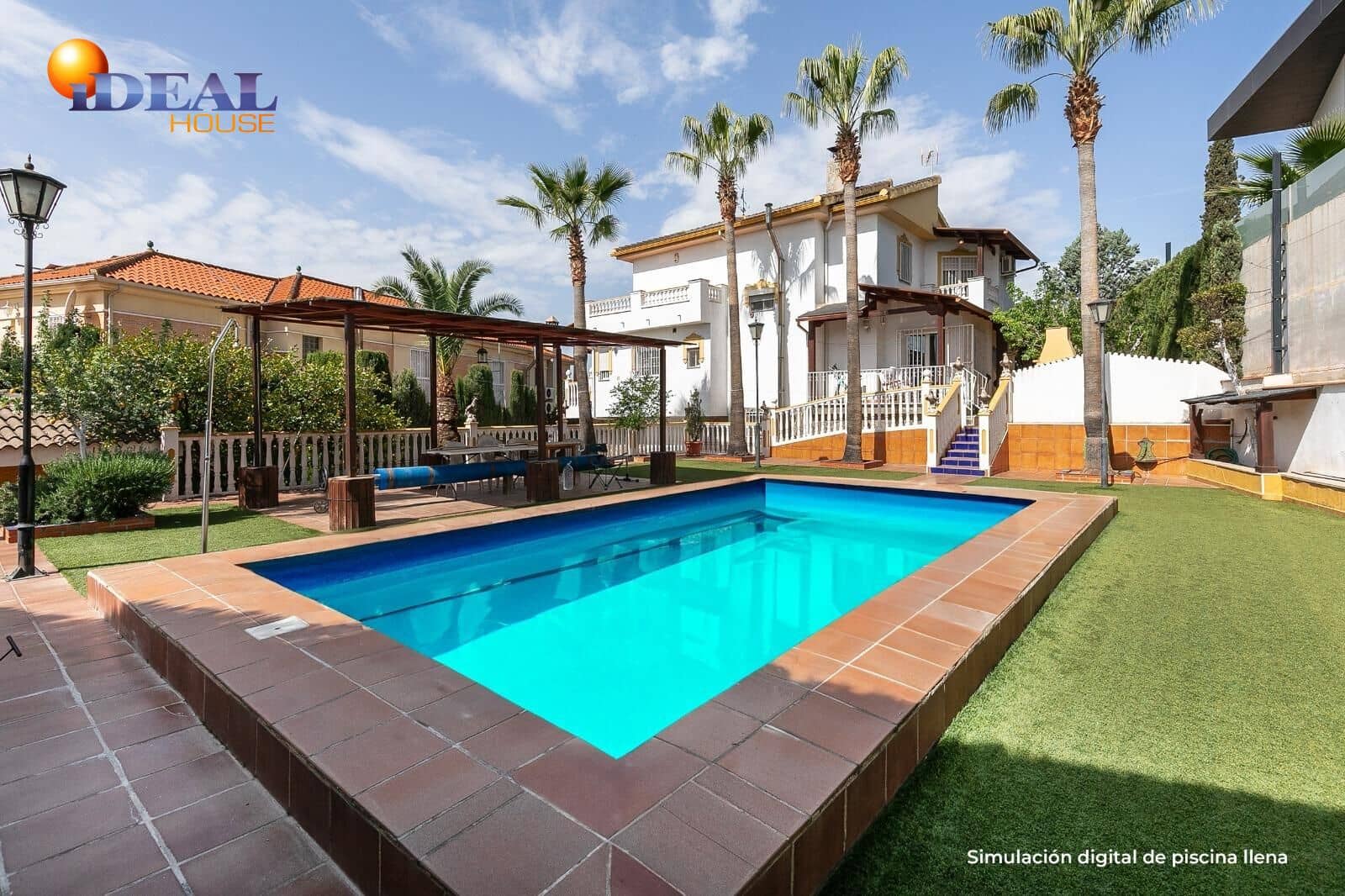 4 bedroom Villa for sale in Peligros - € 750,000 (Ref: 9434026)