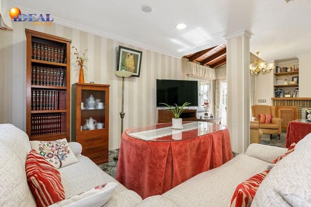 4 soverom Villa til salgs i Peligros - € 750 000 (Ref: 9434026)