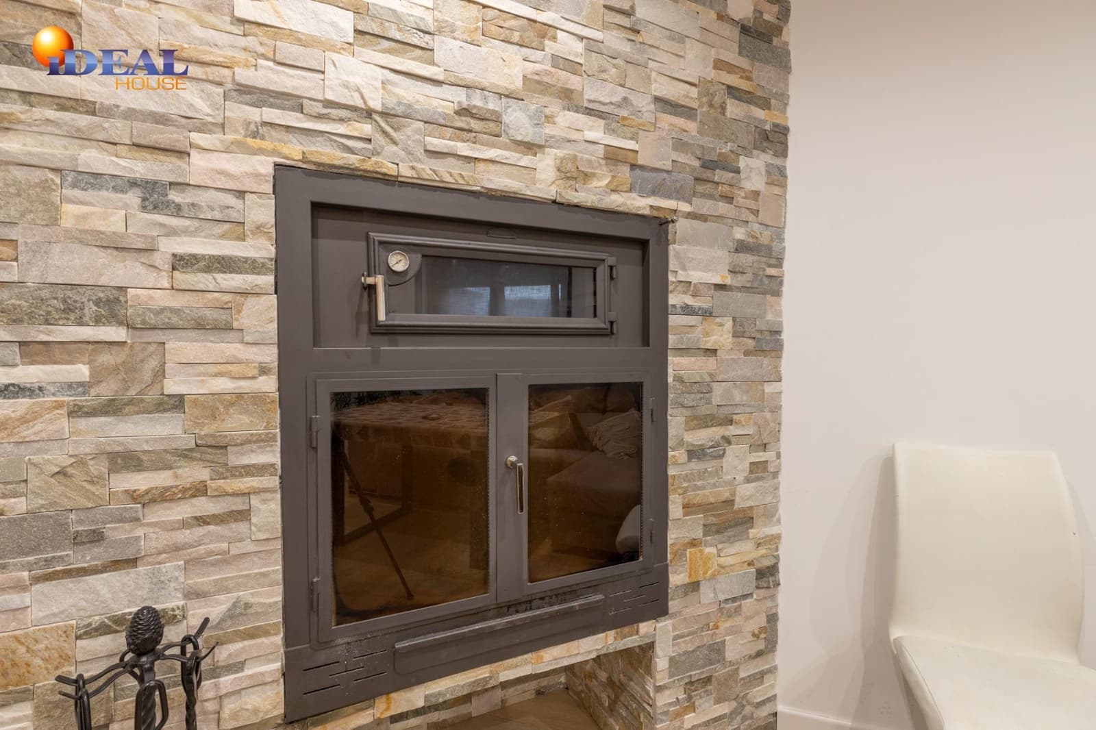 Adosado de 4 habitaciones en Padul en venta con piscina garaje - 350.000 € (Ref: 9434027)