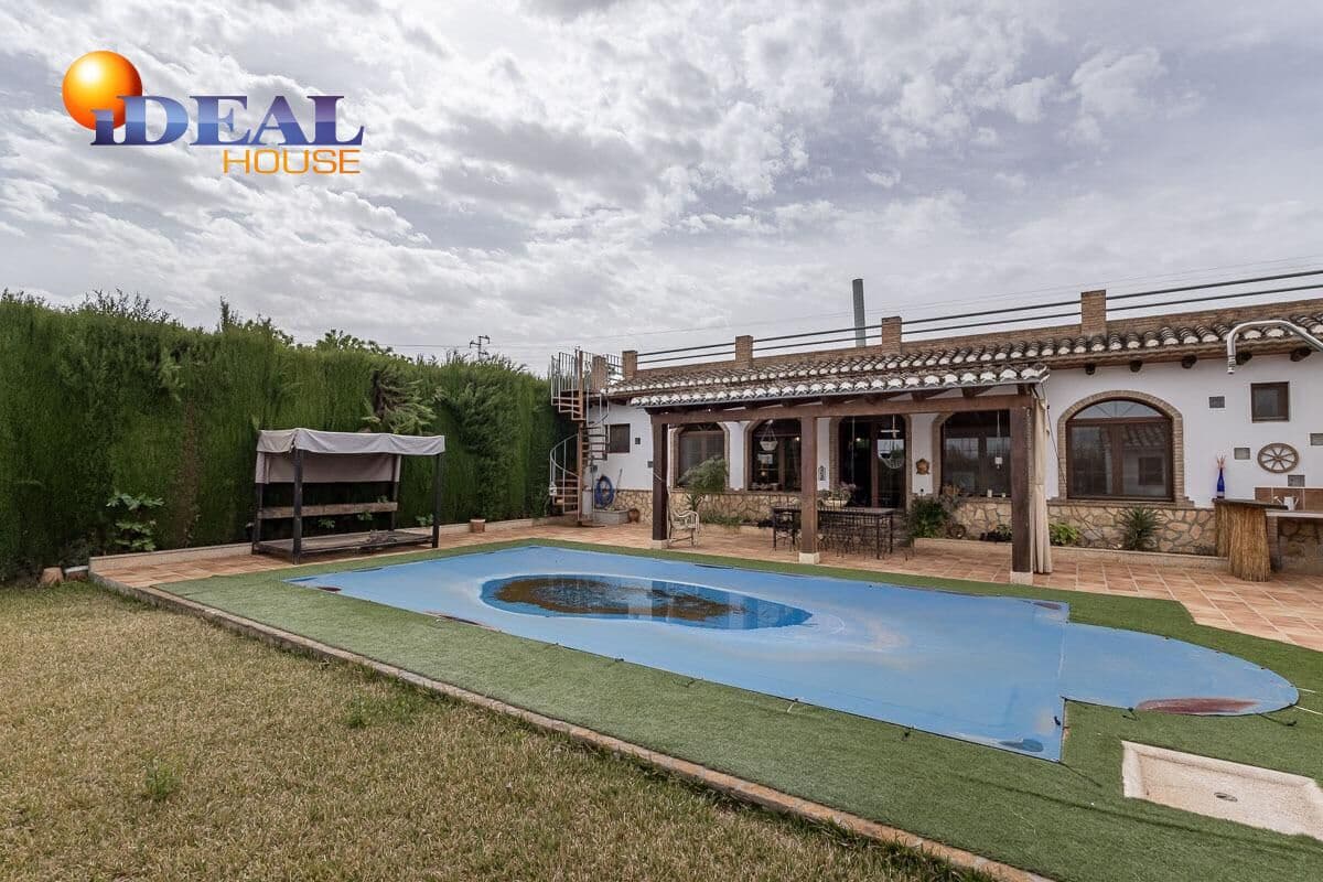 4 bedroom Finca/Country House for sale in Moraleda de Zafayona with pool garage - € 489,000 (Ref: 9434030)