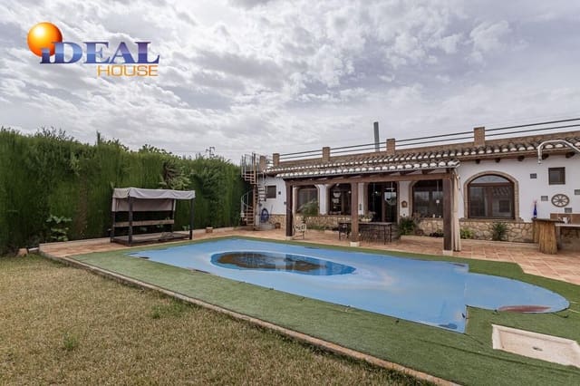 Finca/Casa Rural de 4 habitaciones en Moraleda de Zafayona en venta con piscina garaje - 489.000 € (Ref: 9434030)