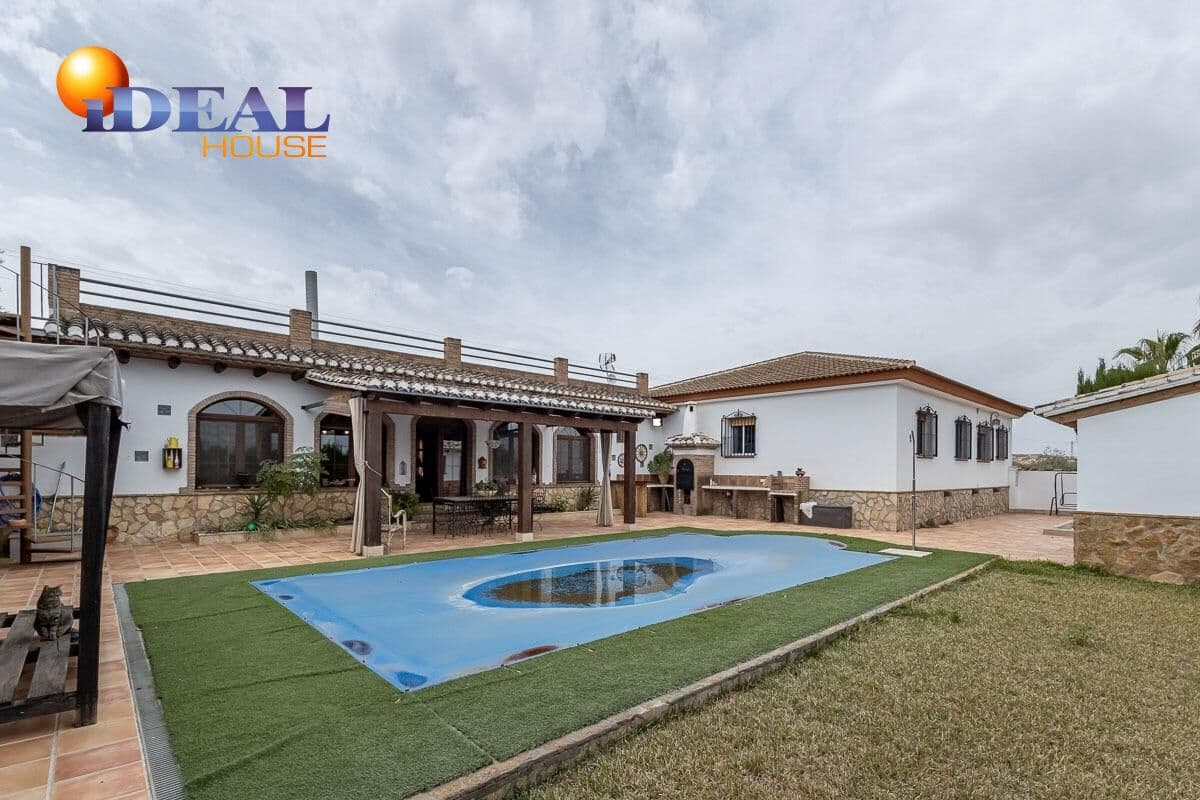 4 bedroom Finca/Country House for sale in Moraleda de Zafayona with pool garage - € 489,000 (Ref: 9434030)
