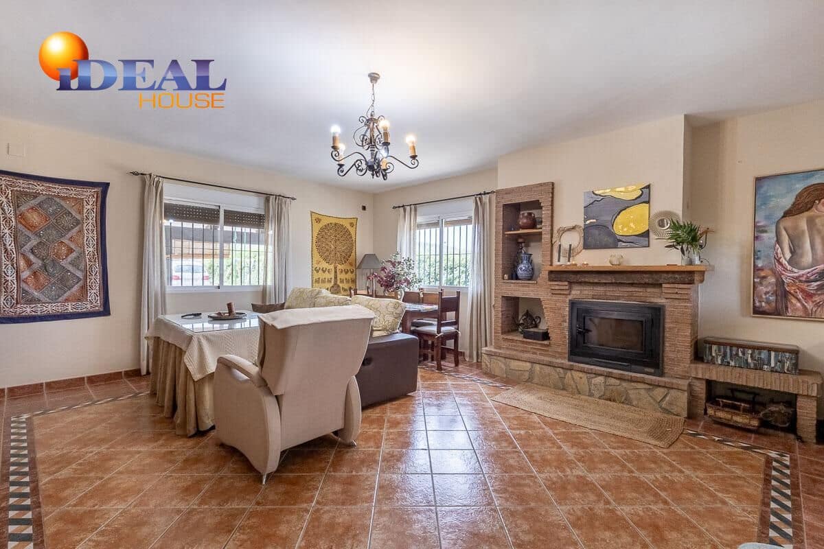 4 bedroom Finca/Country House for sale in Moraleda de Zafayona with pool garage - € 489,000 (Ref: 9434030)