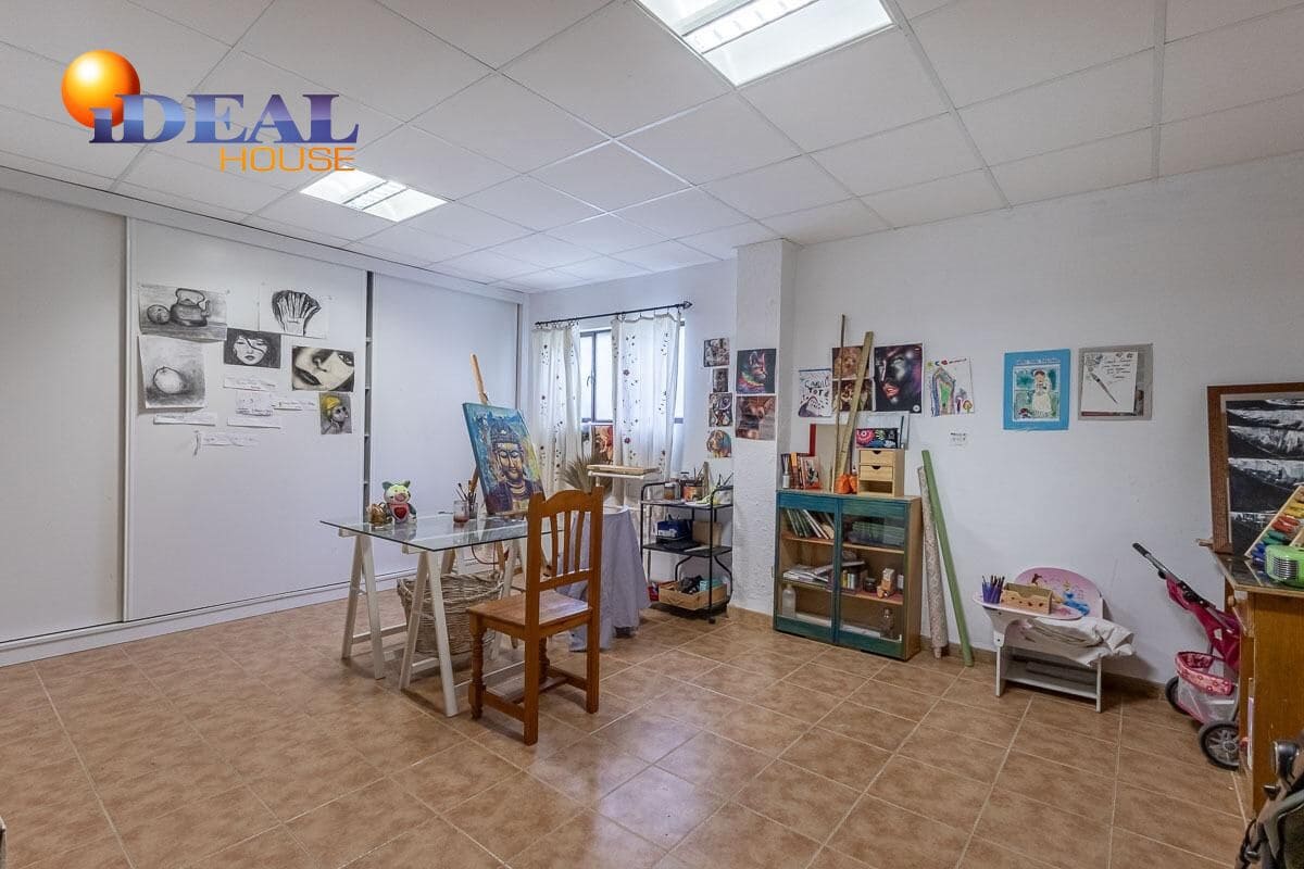 4 bedroom Finca/Country House for sale in Moraleda de Zafayona with pool garage - € 489,000 (Ref: 9434030)