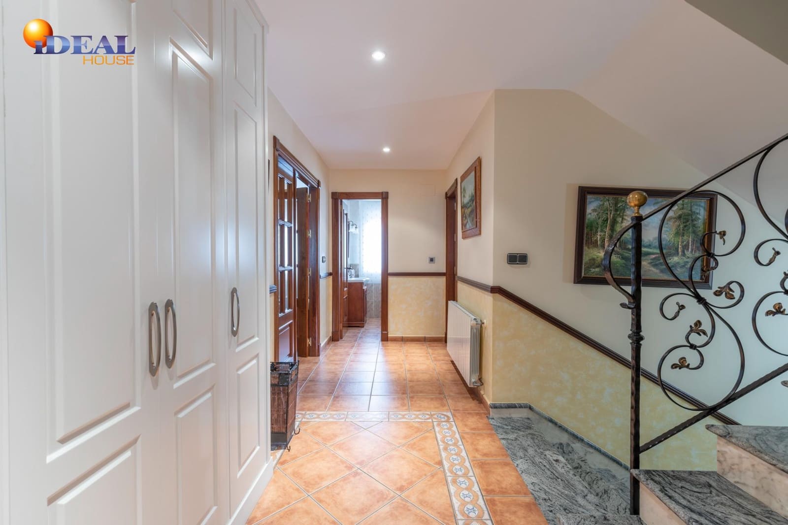 Adosado de 5 habitaciones en Padul en venta con garaje - 288.000 € (Ref: 9434031)