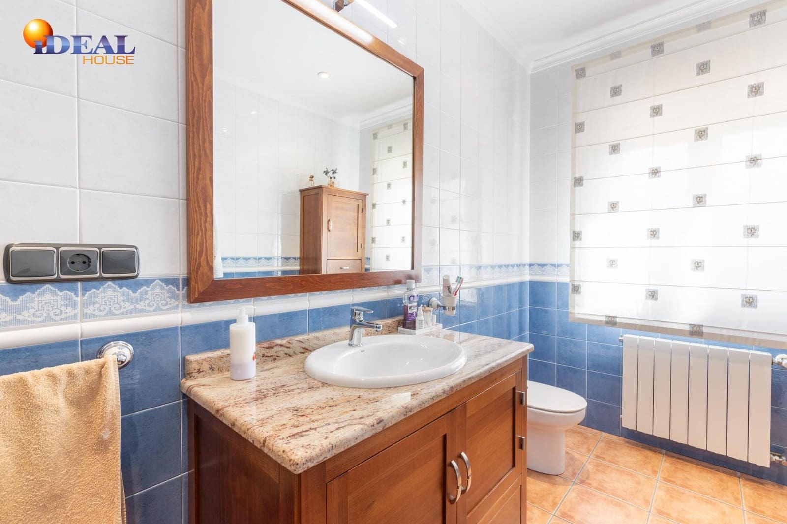 Adosado de 5 habitaciones en Padul en venta con garaje - 288.000 € (Ref: 9434031)