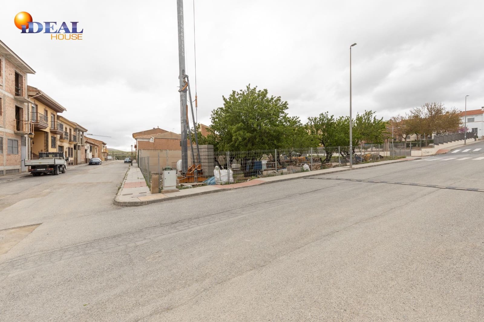 Adosado de 5 habitaciones en Padul en venta con garaje - 288.000 € (Ref: 9434031)