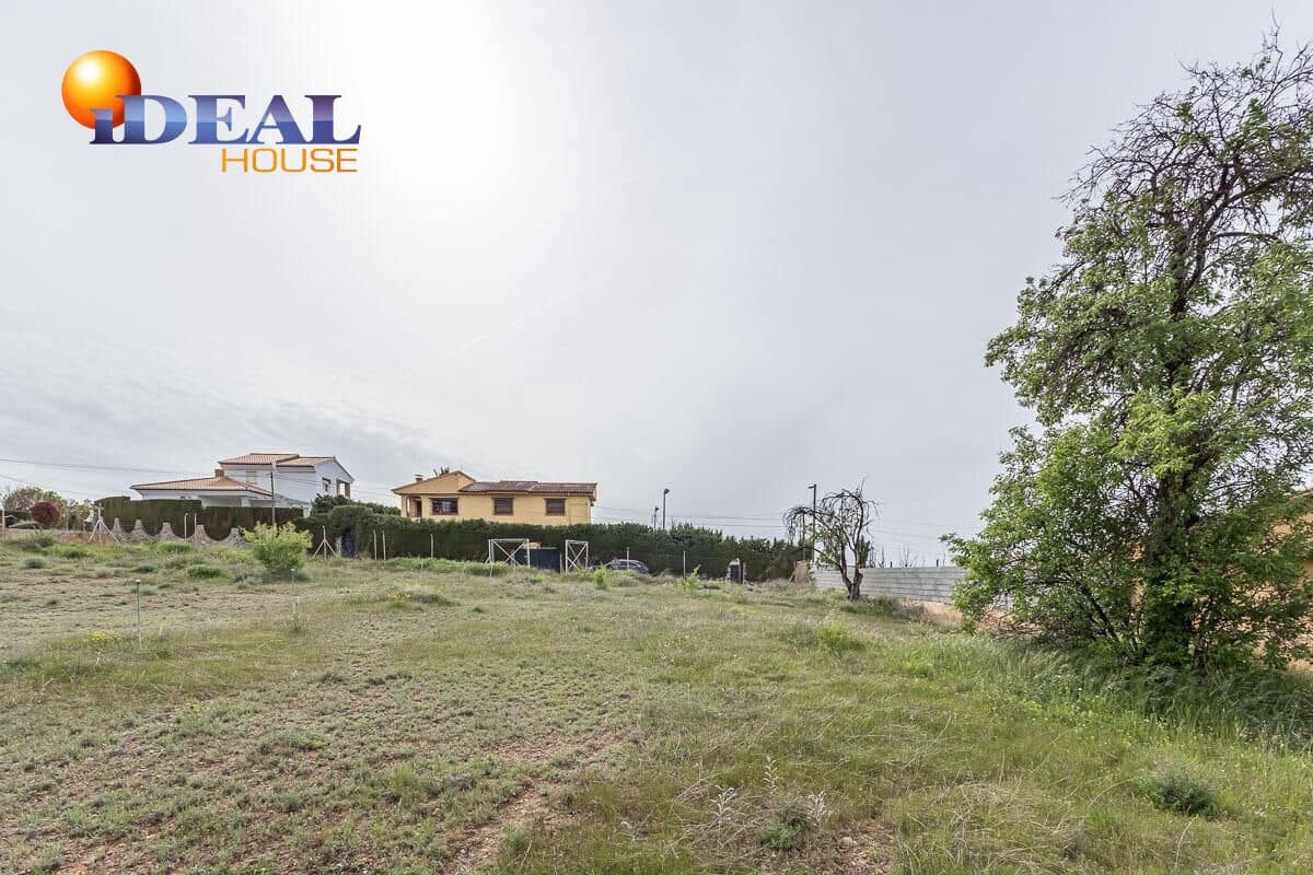 Bauplatz zu verkaufen in Otura - 99.900 € (Ref: 9434032)