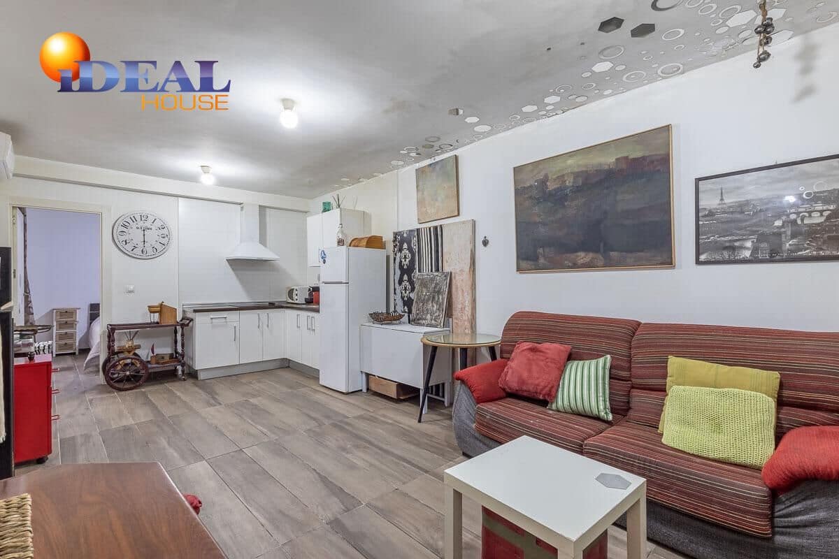 1 sovrum Lägenhet till salu i Granada stad - 119 000 € (Ref: 9434034)